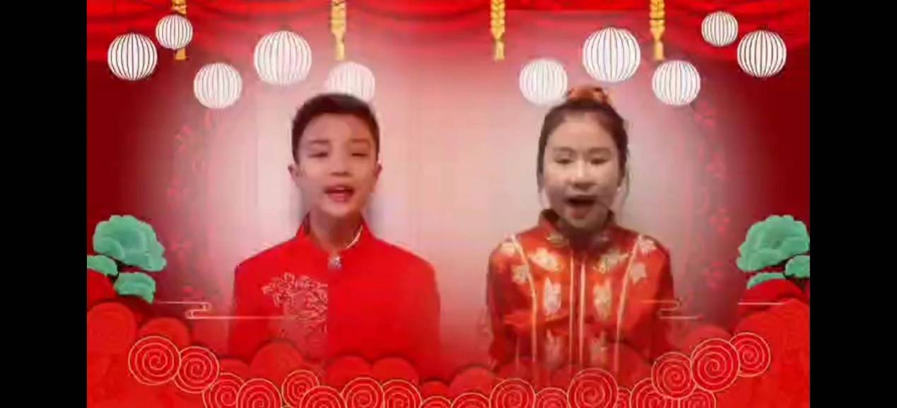 儿童歌曲串烧中文版小苹果:这所小学让孩子们亮相自己的“春晚”舞台！太康路小学2023年春晚来啦！