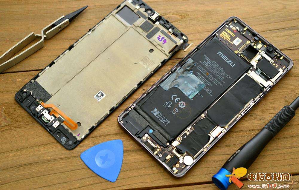 苹果4手机拆解先拆哪苹果手机14黑屏开不了机怎么办-第2张图片-太平洋在线下载